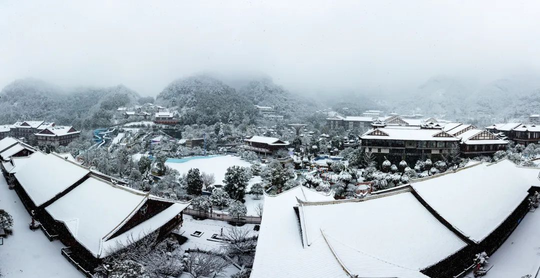九游娱乐：理解贵州｜冬日贵州值得邂逅：用温泉滑雪美食去班味开启疗愈之旅(图4)