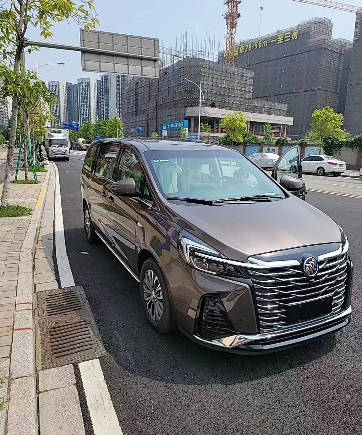 九游娱乐文化：2024年春节广州租车需要注意什么事项如何租车？(图1)