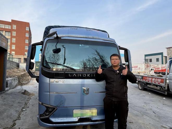 用车开新能源轻卡跑全国潍柴蓝擎EHpro纯电轻卡用户“日行千里”不是梦(图1)