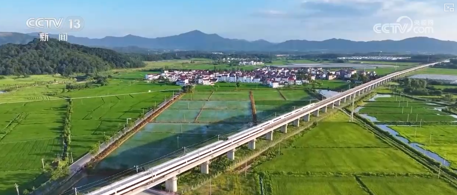 暖心、便民、智慧、精细……多样化服务保障百姓乐享假期顺畅出行(图12)