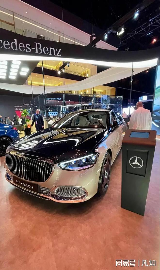 微商的战车网红的标配奔驰迈巴赫成网红经济的炫耀资本(图6)