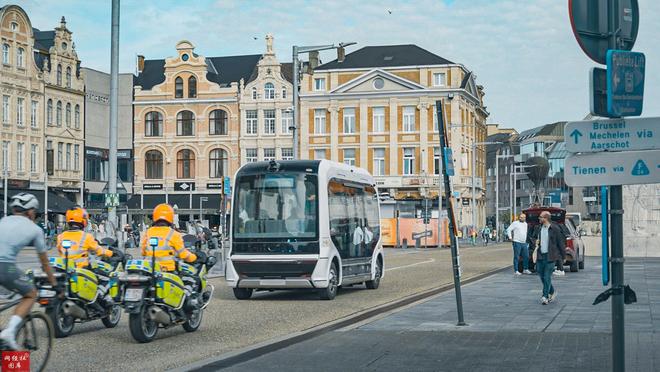 九游娱乐：Robotaxi“双子星”三季报：文远知行小马智行何时走出“烧钱时代”？(图8)