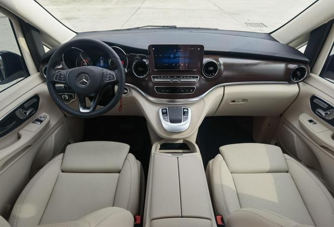 九游娱乐:口碑好的奔驰商务车租车公司推荐(图1)