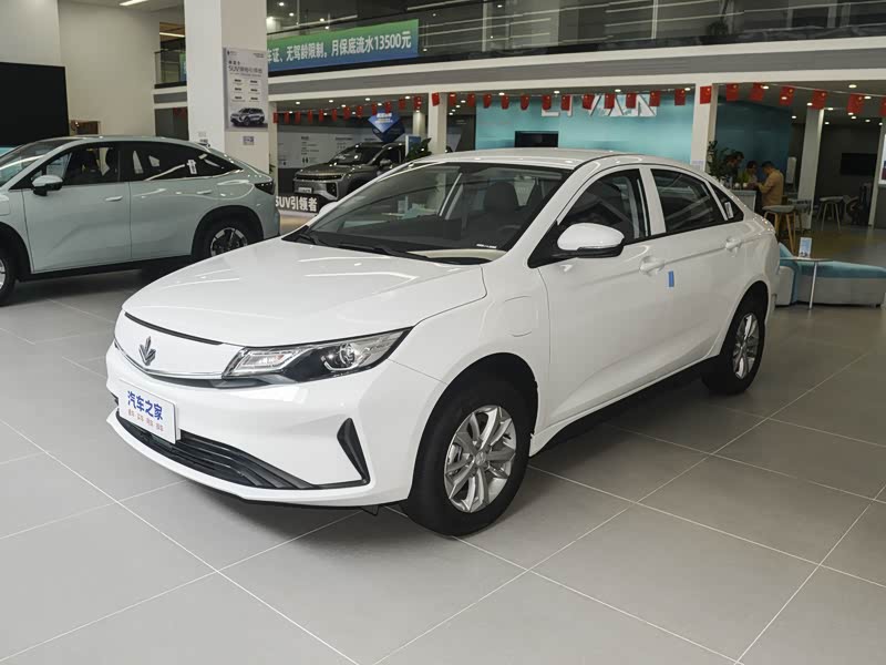 枫叶60s2024款幸福定制版出租车专用版落地价是多少?(图1)