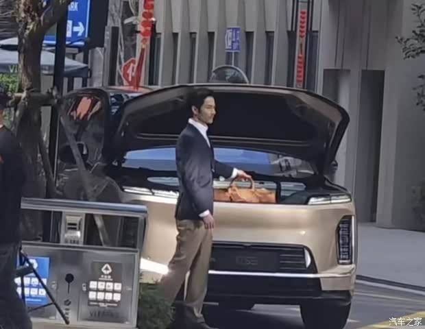 一文看懂蔚来ES9拒绝模仿应用ET9核心技术价格和ES8一样香？(图21)